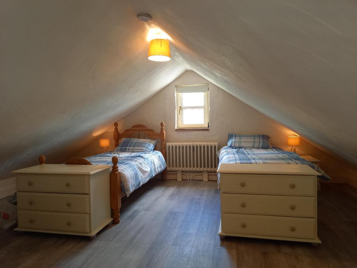 Mary'S Bespoke Cottage Killarney Eksteriør billede