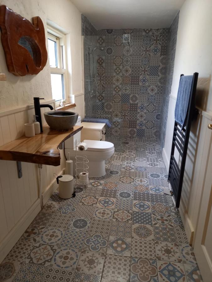 Mary'S Bespoke Cottage Killarney Eksteriør billede