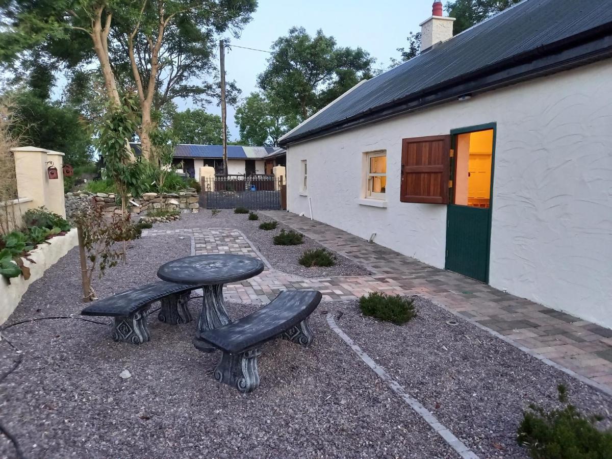 Mary'S Bespoke Cottage Killarney Eksteriør billede